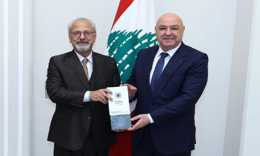 عون يهنئ شربل داغر بجائزة “نوابغ العرب 2025”