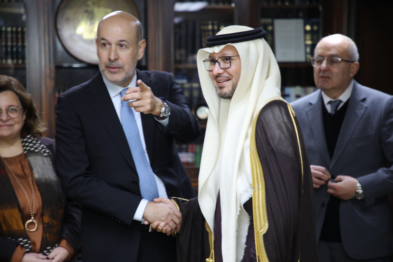 سفير المملكة في لبنان يزور رئيس ديوان المحاسبة