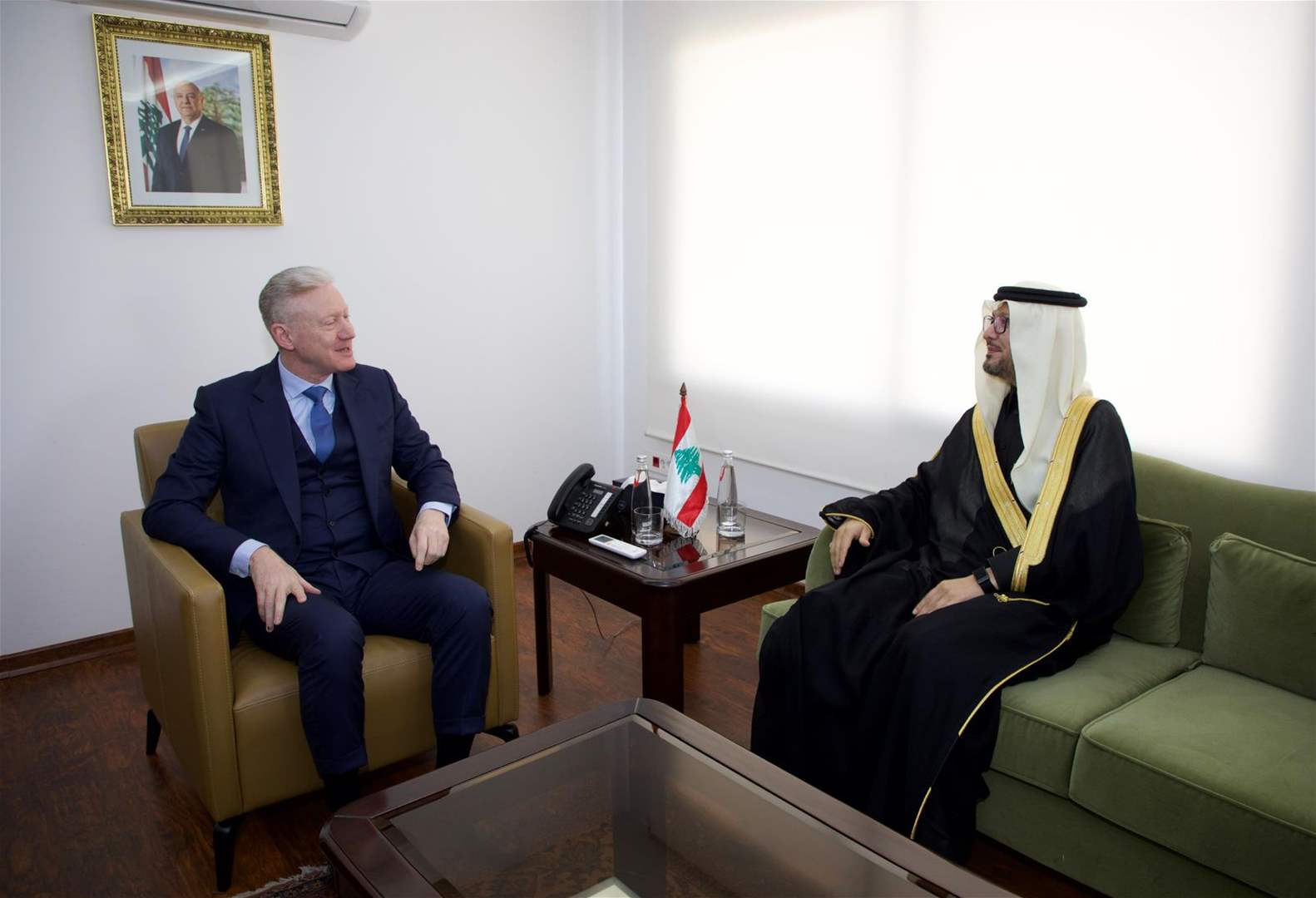 وزير الخارجية بحث مع بخاري الأوضاع في لبنان والمنطقة