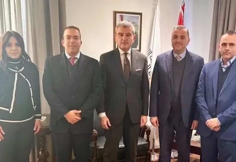 وفد من «تاتش» يبحث مع وزير الصناعة التعاون في التحول الرقمي والربط الصناعي