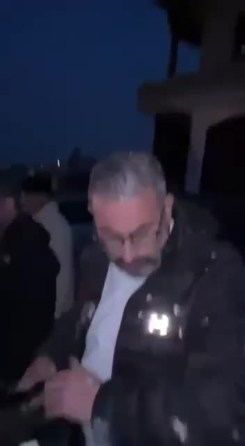 إصابة عدد من الإعلاميين بجروح خلال تغطية الغارات الإسرائيلية على قناريت