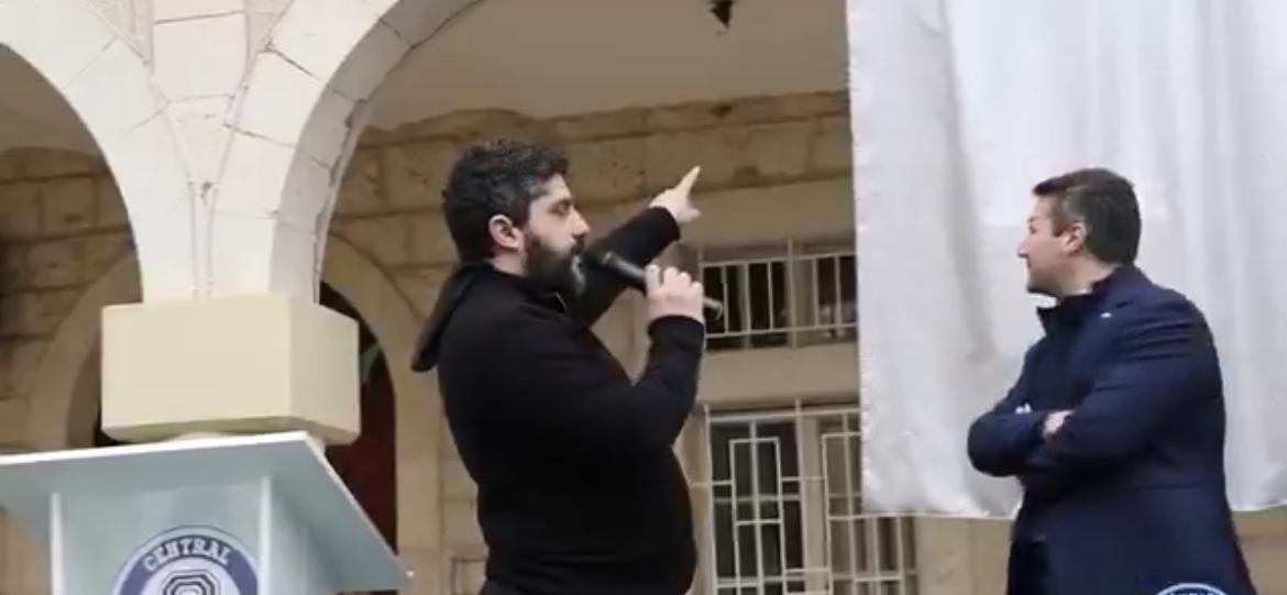 بالفيديو - نديم الجميل في احتفال ازاحة الستارة عن لوحة شهداء مدرسة المركزية-جونية : استشهدوا لتبقى صلباننا مرفوعة