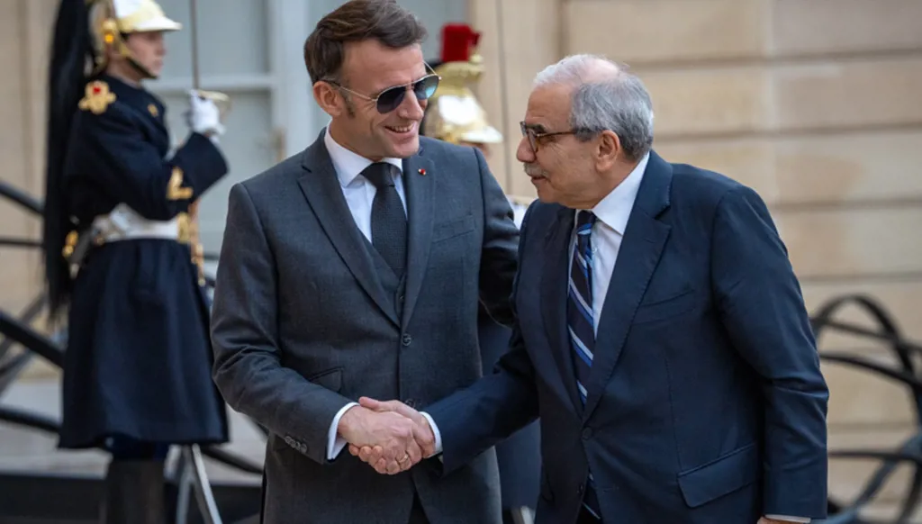 من بعبدا إلى الإليزيه عنوان واحد: حصر السلاح