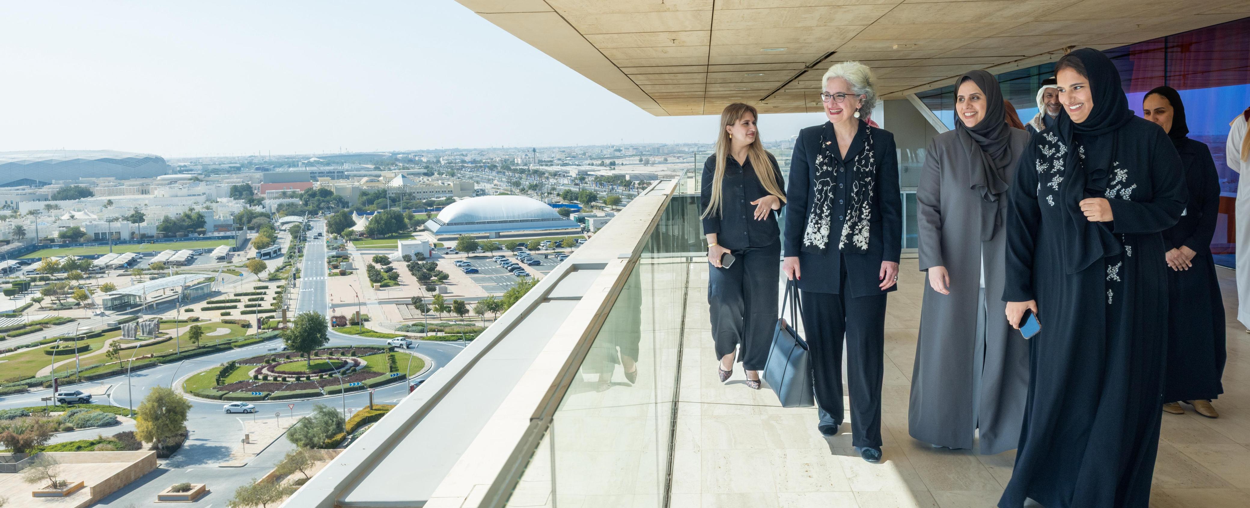 كرامي اختتمت زيارتها الى قطر