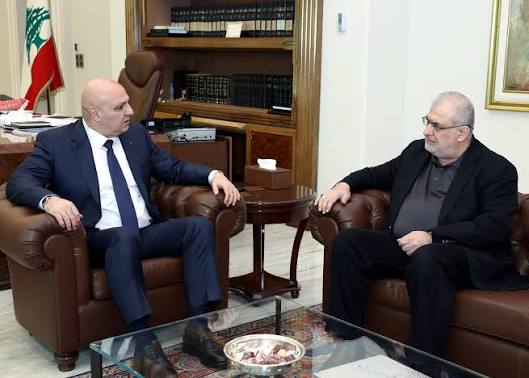 استئناف الاتصالات بين القصر الجمهوري وحزب الله: محاولة لاحتواء التوتر واستعادة الحوار