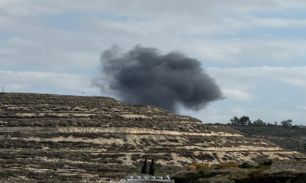 غارتان إسرائيليتان في جنوب لبنان توقعان قتيلين من حزب الله وفق بيان للجيش الإسرائيلي