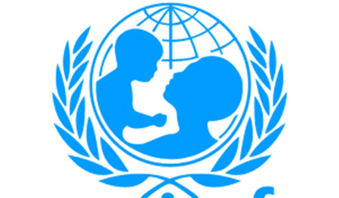 اليونيسف تحوّل الدفعة الأولى من مستحقات 1180 مدرسة رسمية بقيمة 6 ملايين دولار