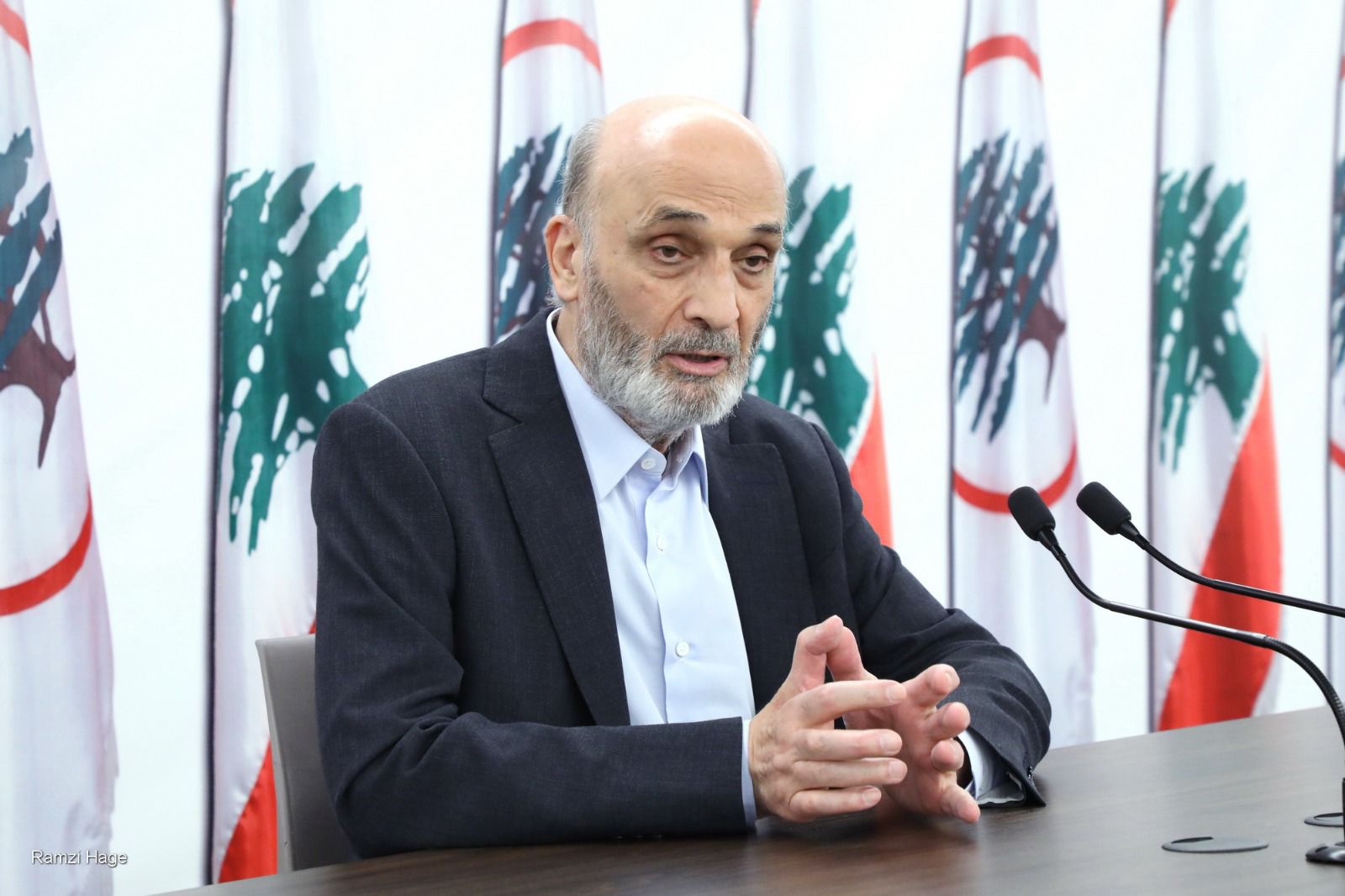 جعجع يستقبل مجلس بلدية البيرة وفعالياتها في معراب ويبحث شؤون البلدة وحاجاتها