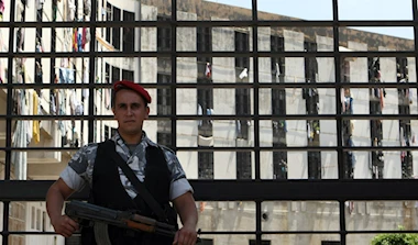 «الأخبار» تنشر نص مسوّدة اتفاق تسليم السجناء الى سوريا: إطلاق المدانين بالقتل الذين أمضوا 10 سنوات سجنية