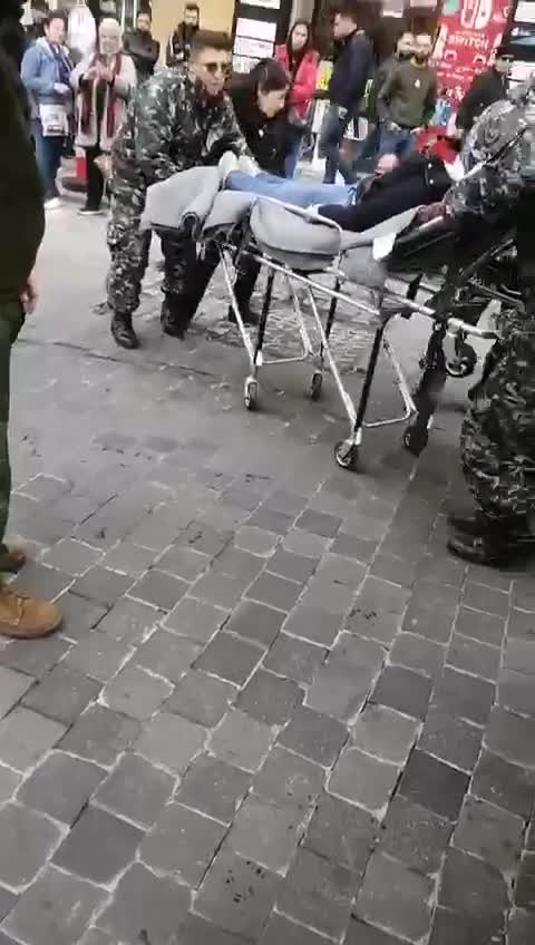 بالفيديو - جرجى بين الاساتذة المعتصمين وحالة من الغضب واتجاه لاضراب مفتوح