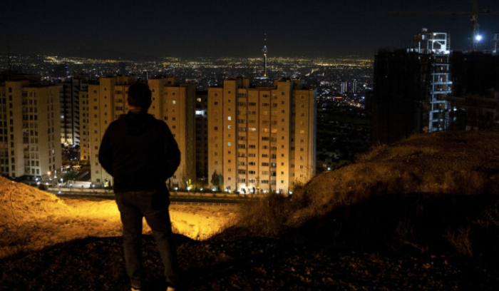 تجنّباً لعودة ترامب: طهران تؤجّل الردّ على الردّ!