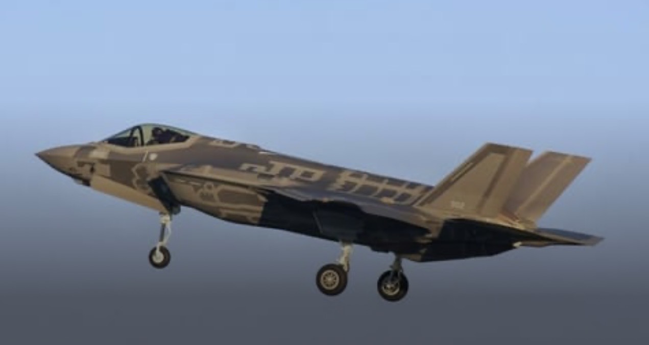 غارات تستهدف معرض آليات في محيط منطقة المصيلح