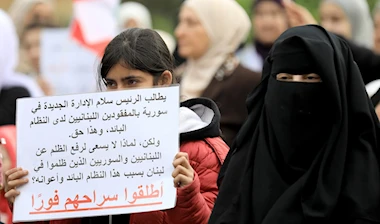 مشروع مُشكِلة جديدة في ملف رواتب القطاع العام | وأخيراً: الحكومة تُقِرّ آلية لإعادة الإعمار