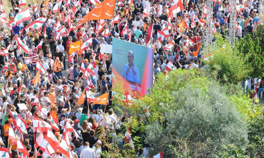 “التيار”: جعجع يعيش حالة إفلاس سياسي