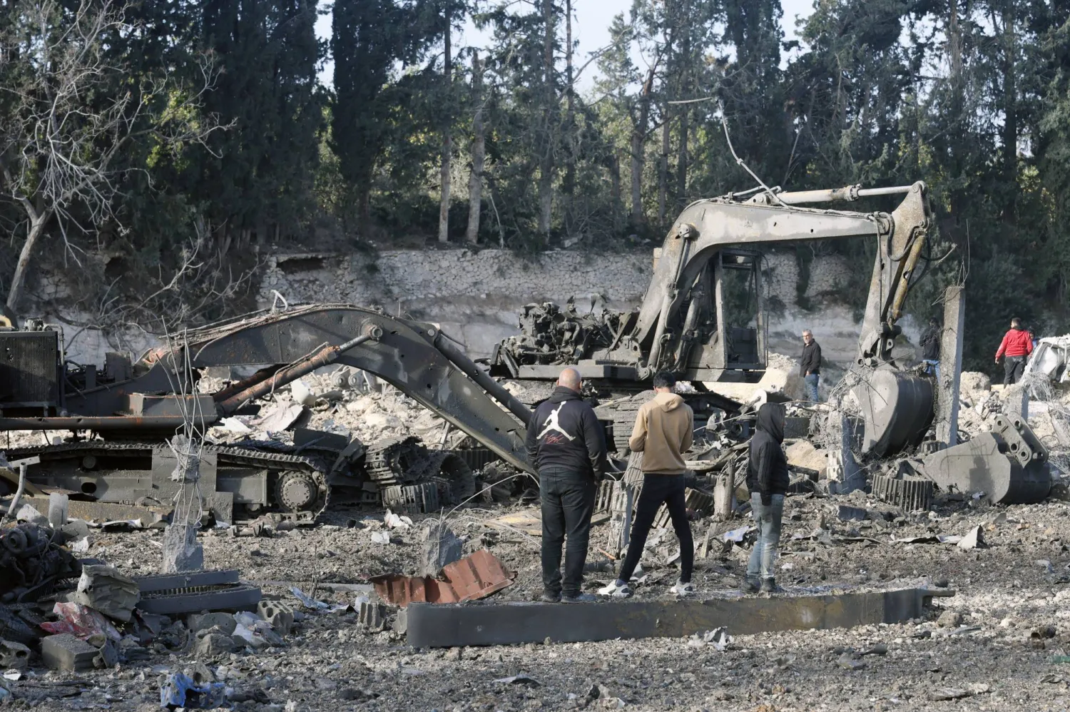 «حزب الله» يغلق نوافذ التعاون مع لبنان لسحب السلاح من شمال الليطاني<br />
المقاربة الأمنية – السياسية تتصدر الحل العسكري