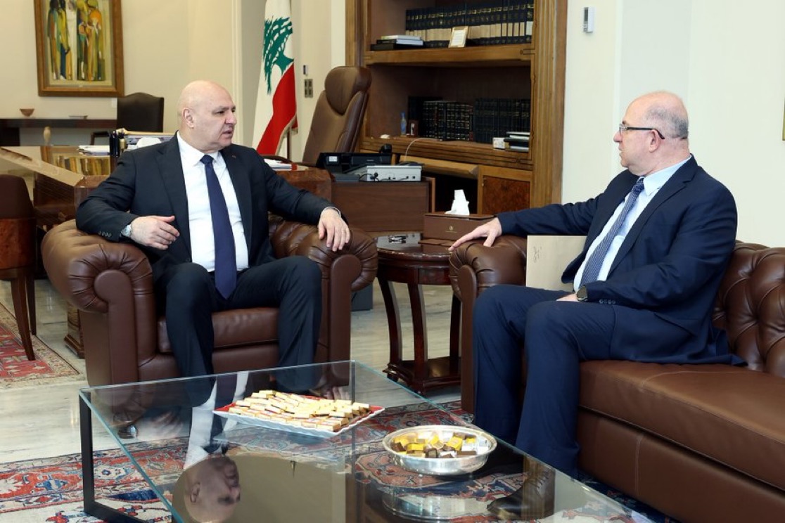 الرئيس عون اطّلع من وزيري الطاقة  والعمل على أوضاع وزاراتهما