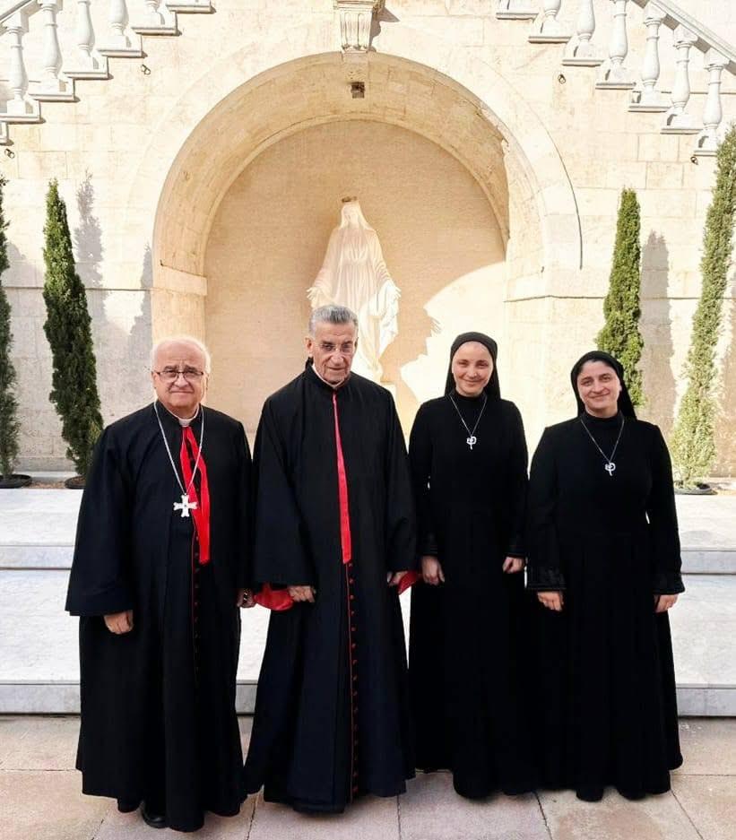 البطريرك الراعي يستقبل رئيسة فيلوكاليا ويبارك نذر الأخت كارن نصر في الحياة المكرّسة