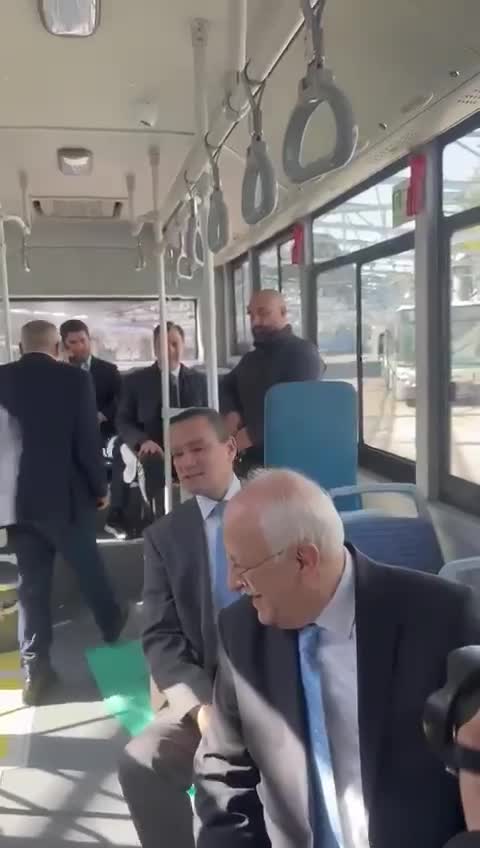 بالفيديو - نواب لجنة الأشغال “بكَزدورة” على النقل المشترك للاطلاع على واقع المصلح