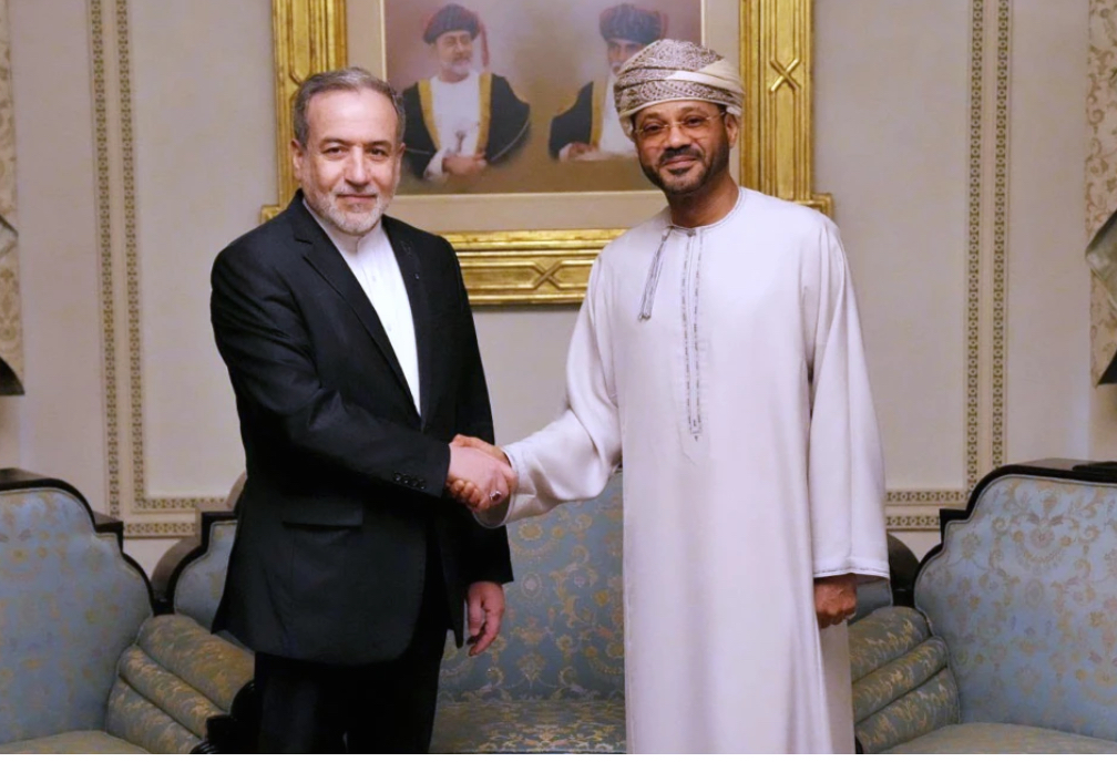 سلطنة عمان تستضيف محادثات غير مباشرة بين إيران والولايات المتحدة