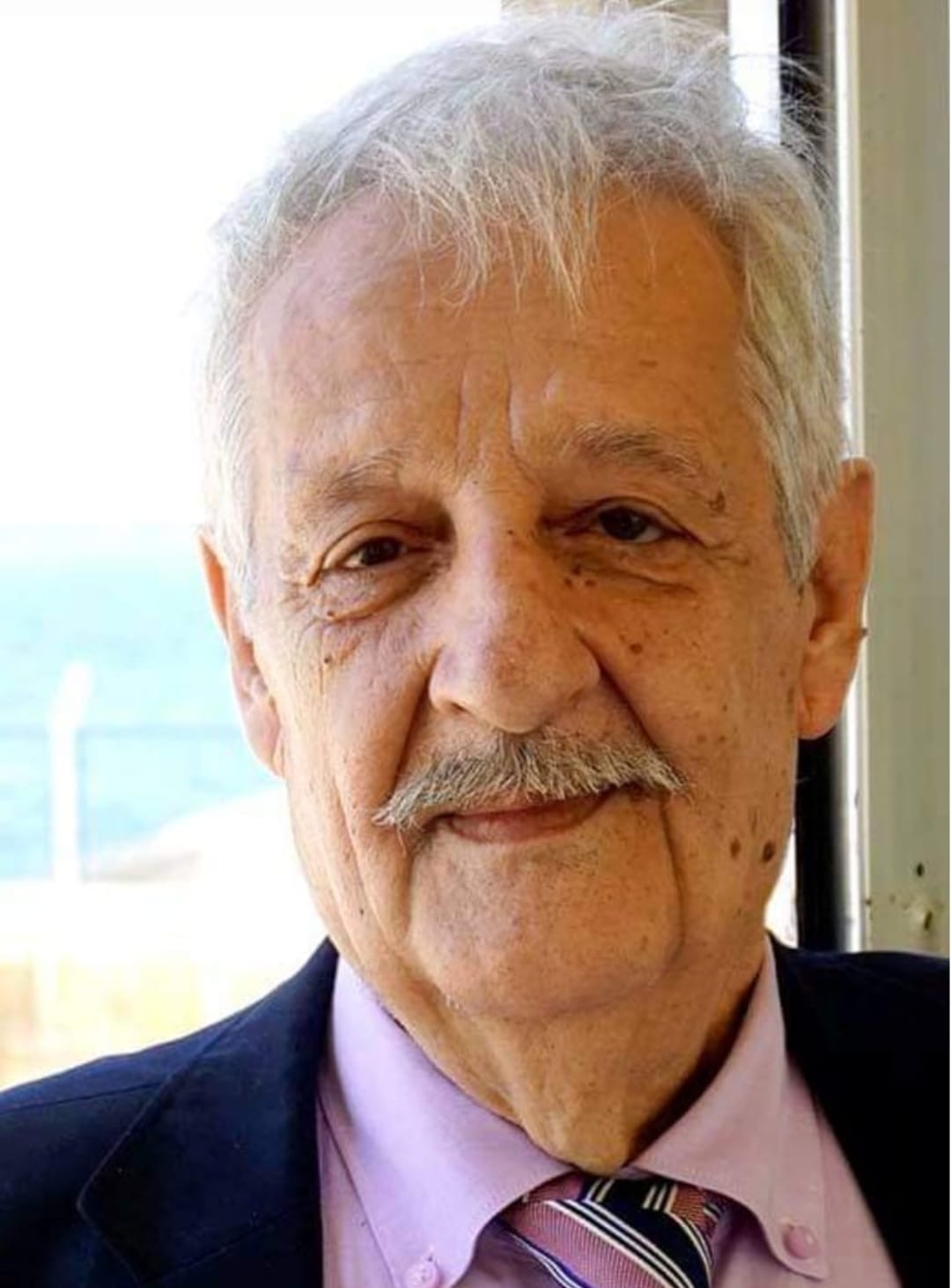 نقابة المحررين  تنعى الأمير طارق آل ناصر الدين: فارس الكلمة الحرة وشاعر الموقف والنضال