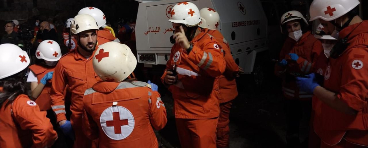 6 شهداء و7 جرحى في انهيار مبنى في التبانة والصليب الأحمر يواصل البحث والإنقاذ<br />
ورئيس البلدية يضع استقالته بتصرف وزير الداخلية