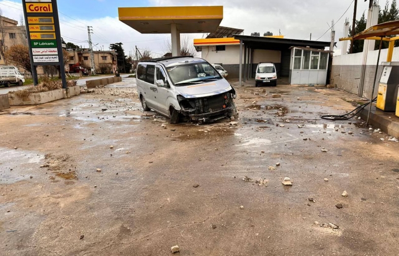 إطلاق نار فجراً عند مفرق رياق… إصابة سائق الفان  بحالة حرجة