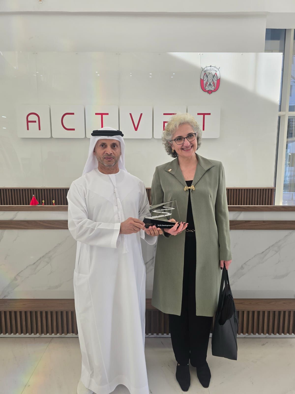 كرامي بدأت زيارتها الى دولة الإمارات العربية المتحدة