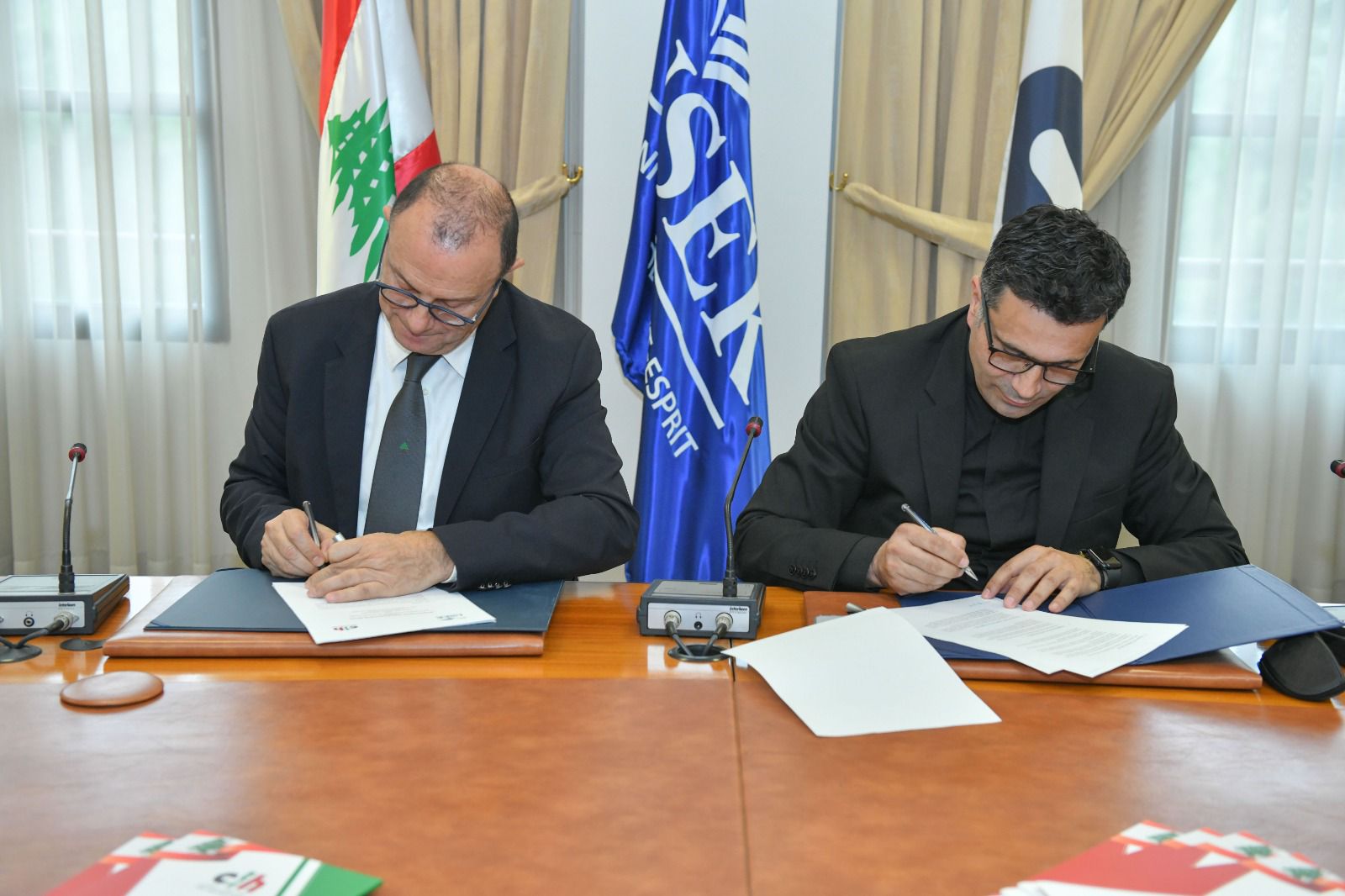 تعاون بين جامعة الروح القدس – الكسليك وملتقى التأثير المدني لتعزيز الدستور والمواطنة السيادية والحوكمة الرشيدة والحياد الإيجابي