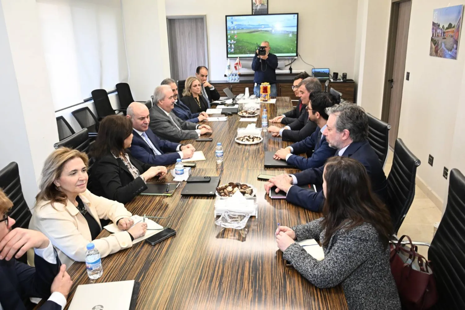 «النقد الدولي» يمهل لبنان شهرين لاستكمال موجبات الاتفاق معه<br />
الانتخابات النيابية تُحدّد سرعة تشريع قانون الفجوة