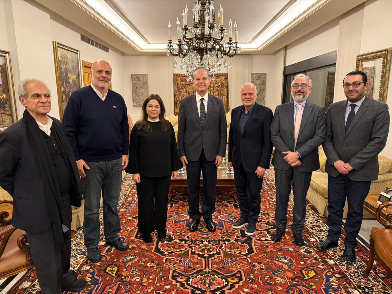 تجمّعُ رجالِ وسَيّداتِ الأعمالِ اللبنانيّين RDCL يجتمعُ بالنائب جورج عدوان ضمنَ سلسلةِ لقاءاتٍ حولَ مشروعِ قانونِ الفجوةِ الماليّة