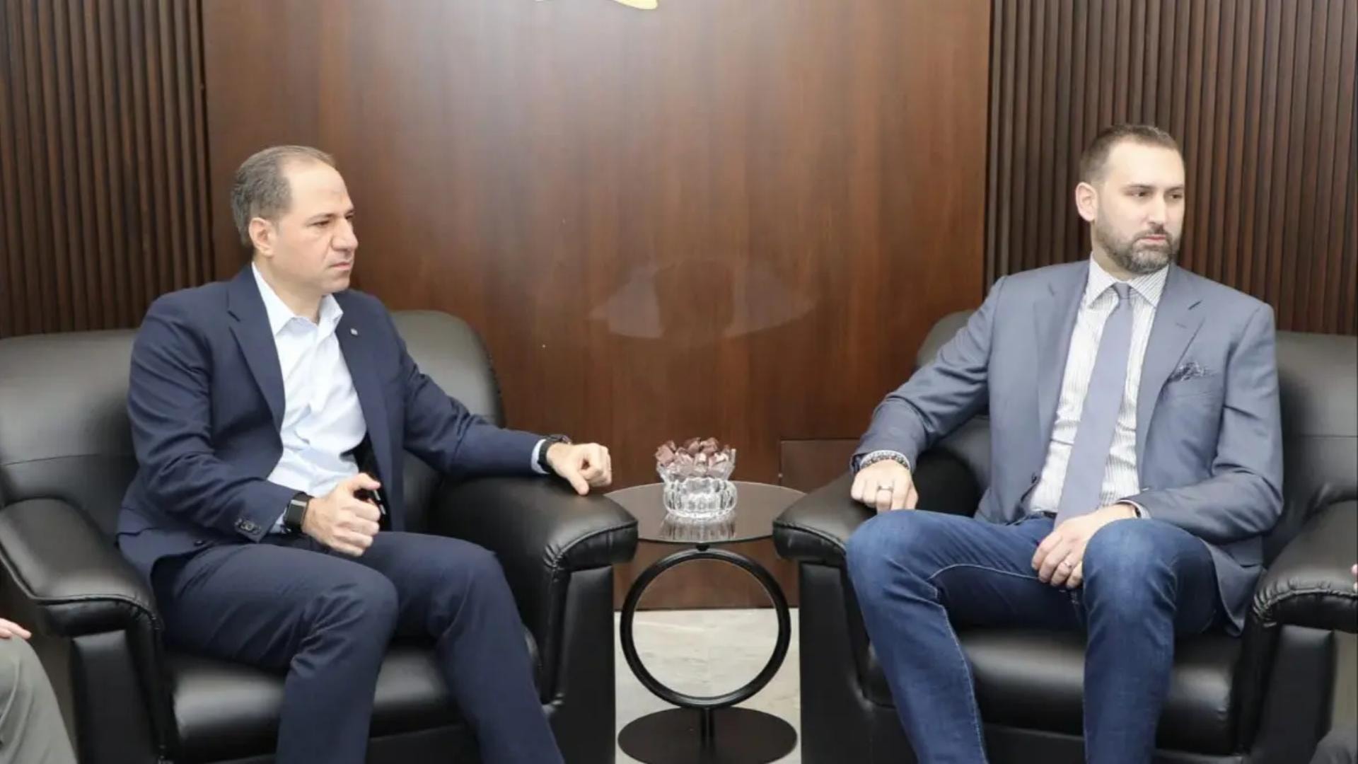 الجميّل استقبل تيمور جنبلاط: تأكيد التنسيق والتواصل