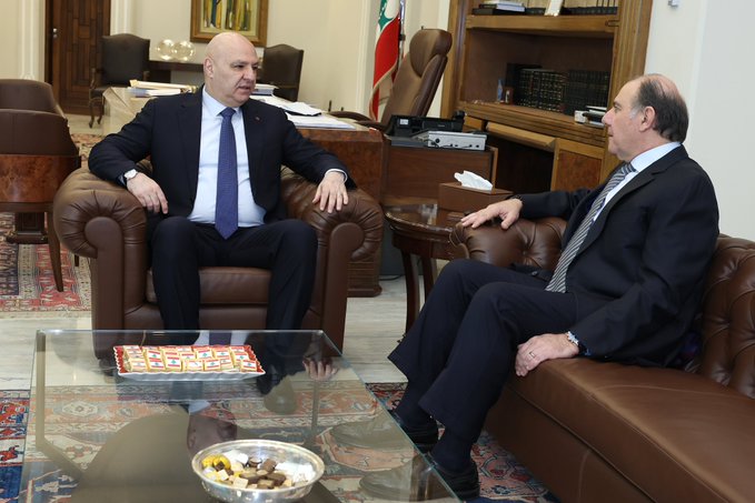 الرئيس عون اطّلع من حاكم مصرف لبنان على المداولات التي أجراها مع السلطات القضائية في فرنسا