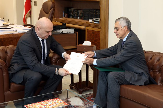 الرئيس عون تسلّم دعوة رسمية لزيارة البرازيل من نظيره لولا دا سيلفا