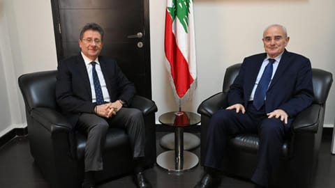 دعم الجيش وحقوق العسكريين بين كنعان ومنسى