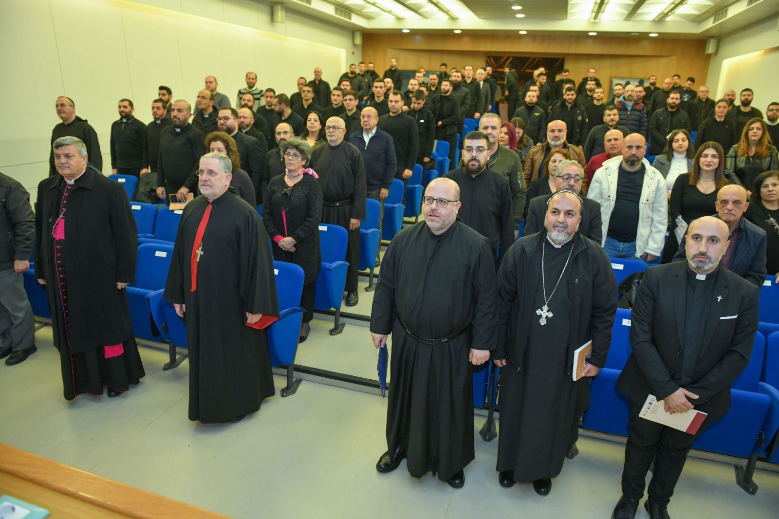 ندوة في جامعة الروح القدس – الكسليك لمناقشة كتاب الخوري بيار جبّور حول أوّل طبعة لكتاب القدّاس الماروني