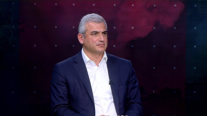 عشاء انتخابي في دارة أبي يونس في جبيل ودعوات لمعالجة التحديات الدستورية وتعزيز التوازن التمثيلي