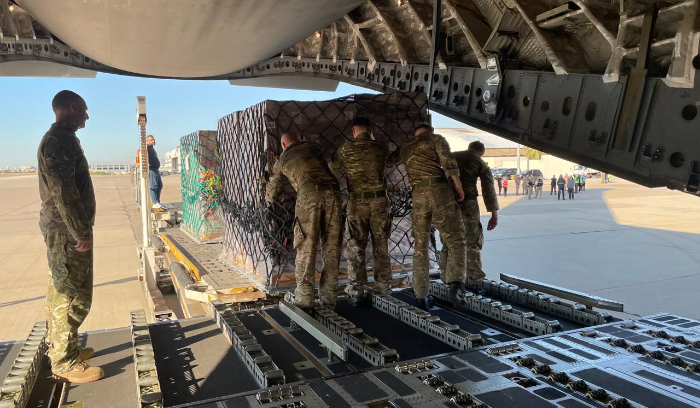 إمدادات غذائية وطبية بريطانية الى الجيش<br />
هيلي: الجيش اللبناني جزء من الحل لضمان أمن واستقرار لبنان والمنطقة