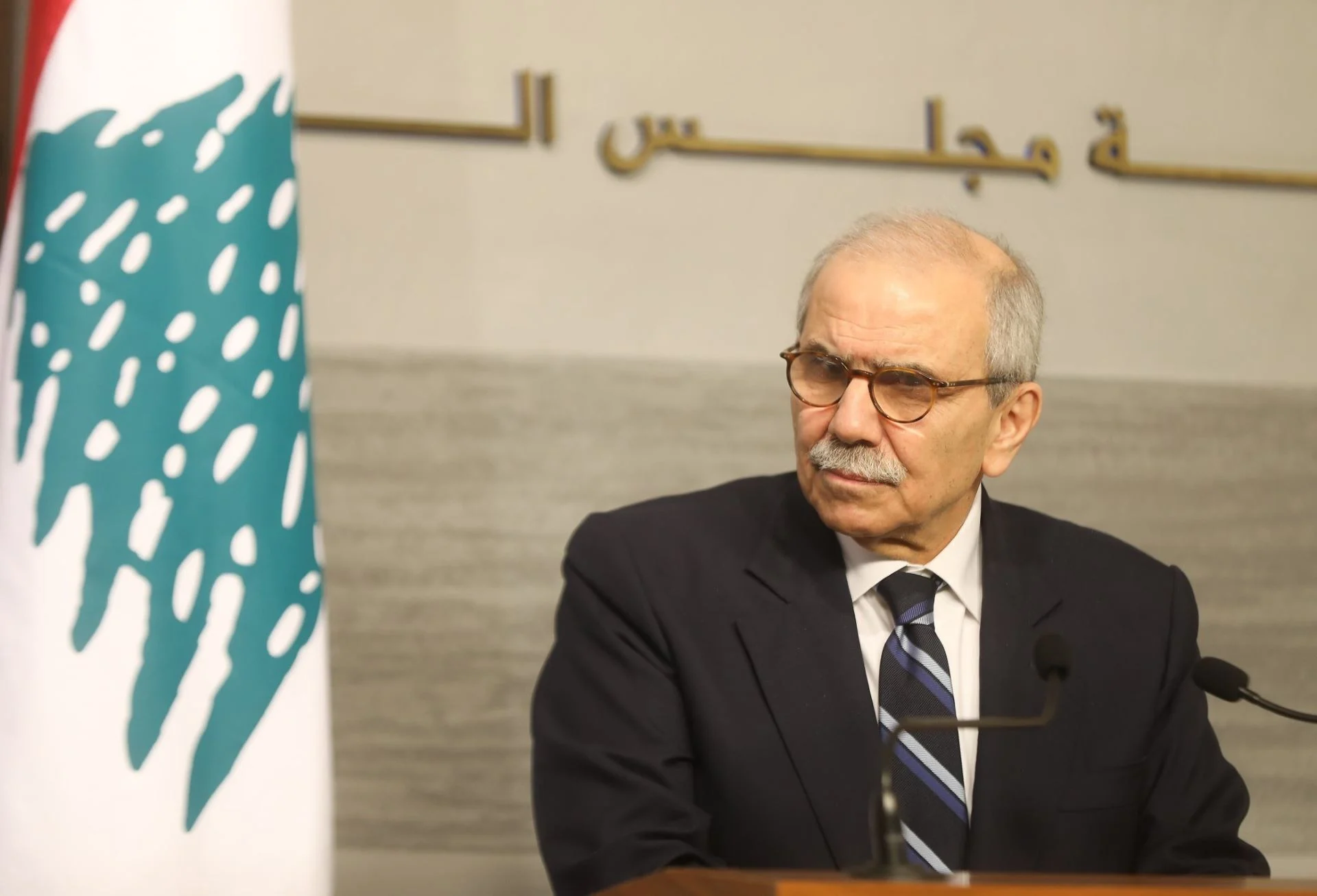 سلام: حماية الفئات الشعبية أولوية والإصلاح الضريبي ضرورة وطنية