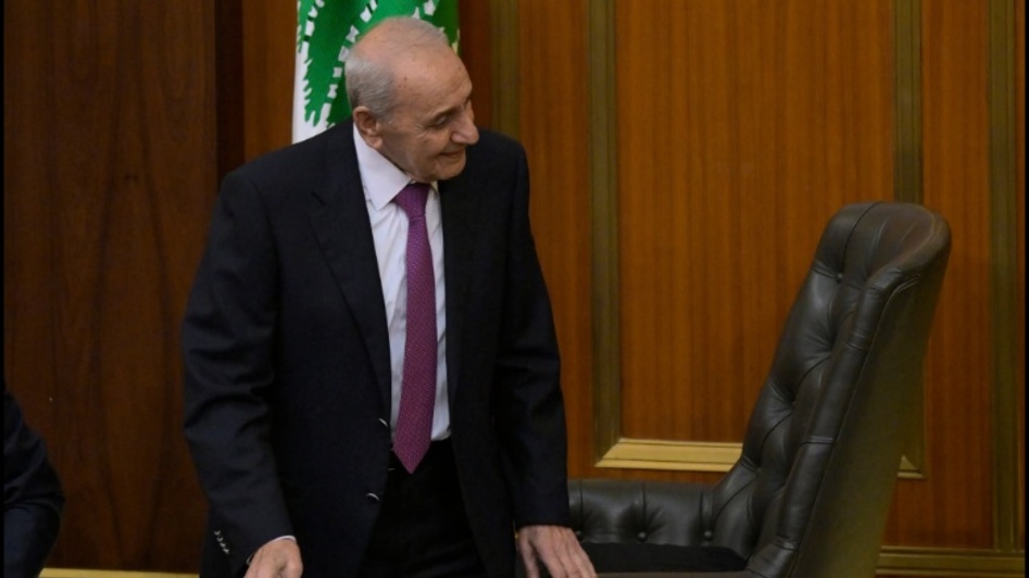 جولة مفاوضات جديدة الخميس.. فرصة أخيرة قبل الضربة!<br />
بري يبعد كرة الانتخابات عن ملعبه: من يريد تأجيلها يتحمل المسؤولية