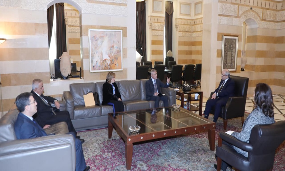 سلام للمجلس الأعلى للجمارك: لتكثيف الجهود لزيادة الواردات