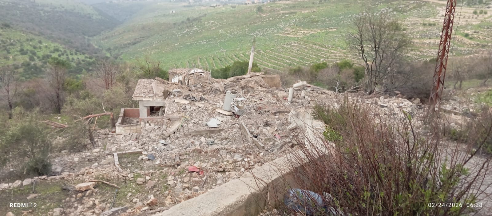 تفجير منزل في بلدة حولا فجراً