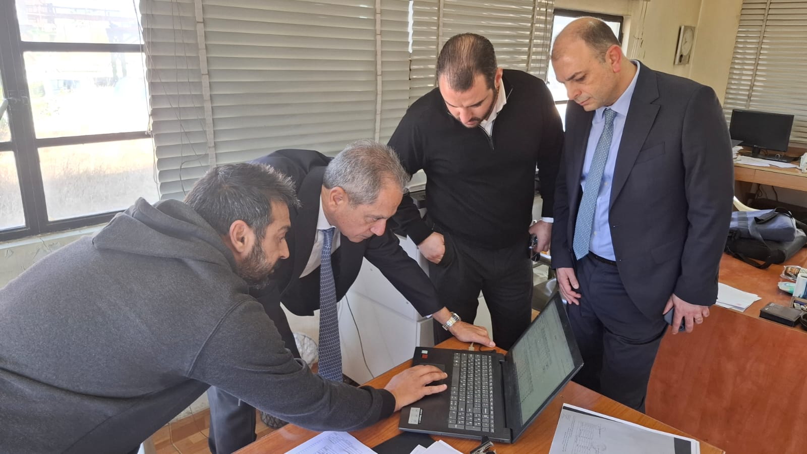 الصدي تفقد منشآت النفظ في البداوي