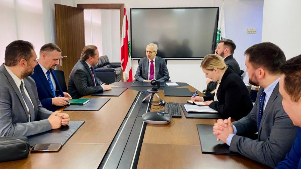 البساط يلتقي وفداً أوكرانياً لبحث تعزيز التعاون