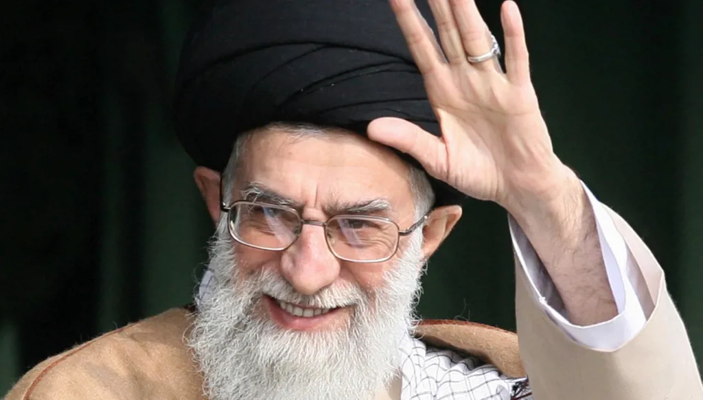 المجلس الشيعي ينعي الخامنئي