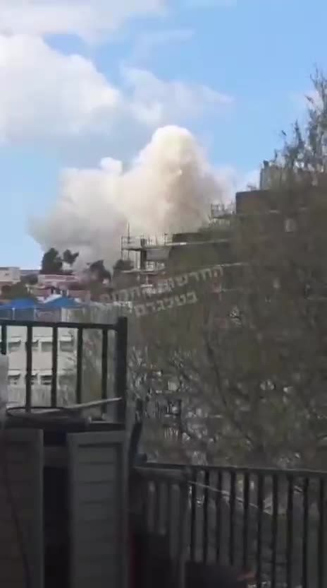 إصابة عدد من الإسرائيليين بسقوط صاروخ غربي القدس