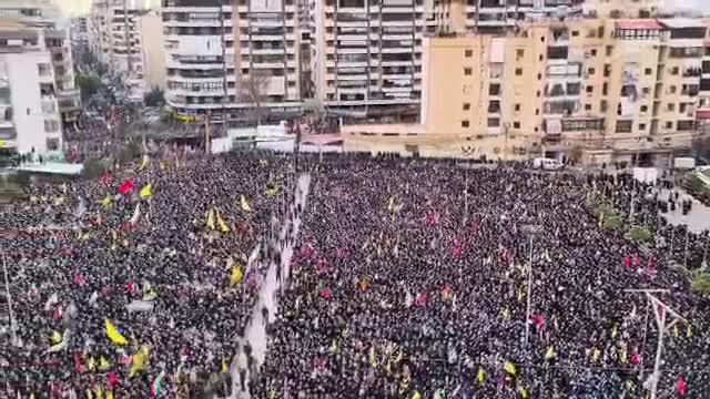 الآلاف يتجمعون في الضاحية تضامناً مع إيران