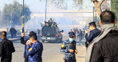 قتلى وجرحى خلال احتجاجات أمام المنطقة الخضراء في بغداد