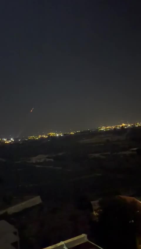 فيديو عن اطلاق الصواريخ من لبنان
