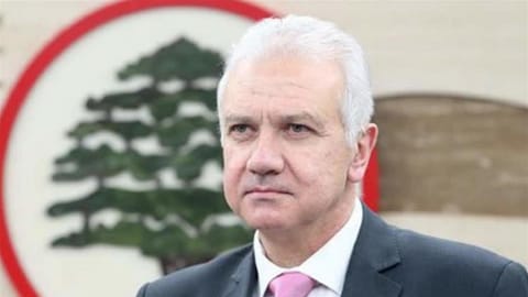 كرم: لأخذ قرارات بحقّ الحزب