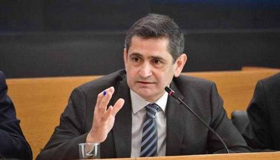 قيومجيان: البلد مخطوف والرهان على قرار تاريخي من مجلس الوزراء وخطوات للجيش